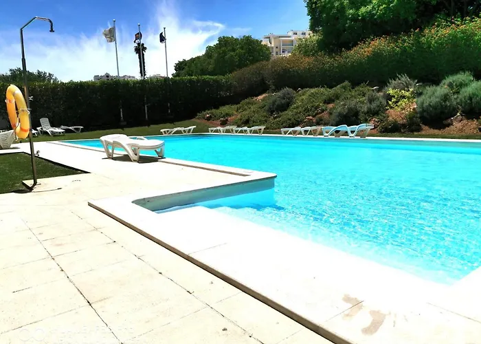 Jeni Residencia Flamingo Apartment *