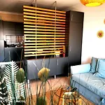 Jeni Residencia Flamingo דירה