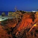 Jeni Residencia Flamingo *