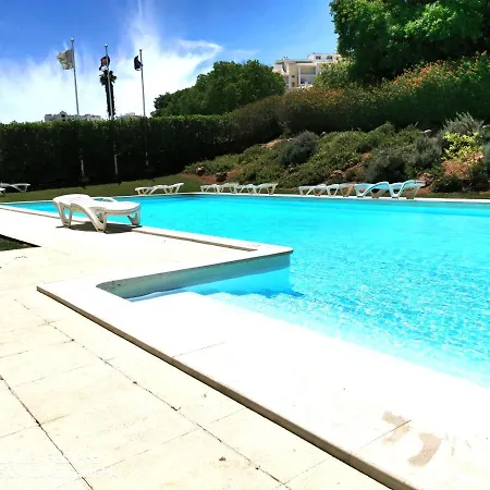 Jeni Residencia Flamingo Apartamento *