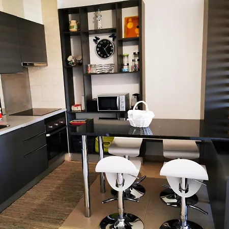 Jeni Residencia Flamingo